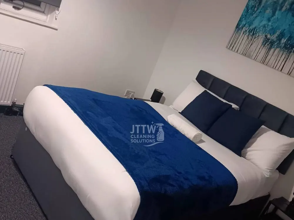 Bedroom Turnover — JTTW Cleaning Solutions