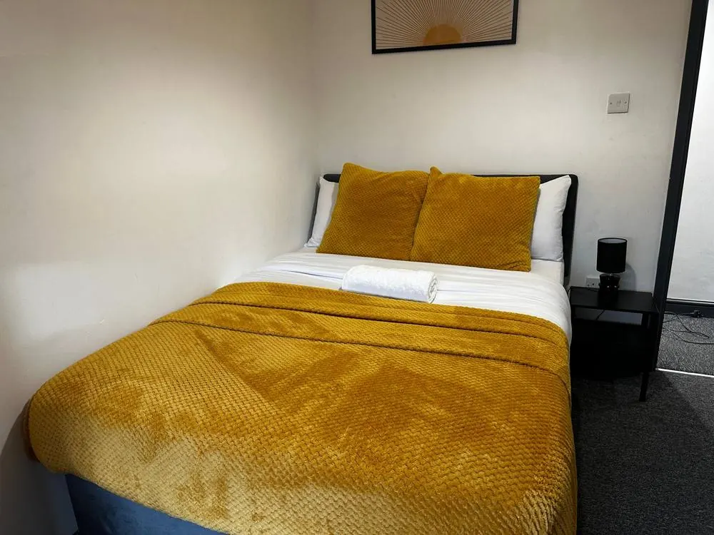 Guest-Ready Bedroom — JTTW Cleaning Solutions
